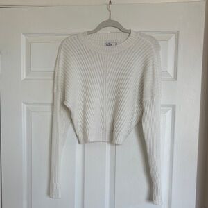 Hollister Cozy White Ribbed Sweater